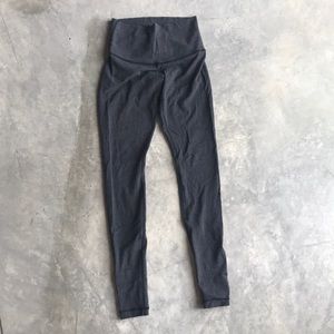 Wunder under high wasted